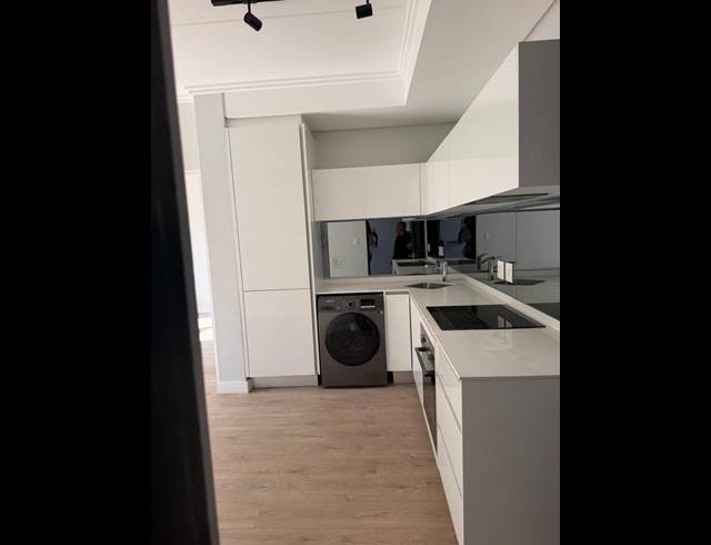 1 BEDROOM APARTMENT FOR SALE IN SANDRINGHAM
